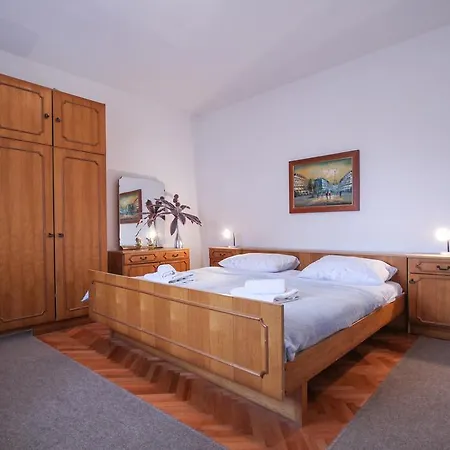 Apartamento Cvita Trogir
